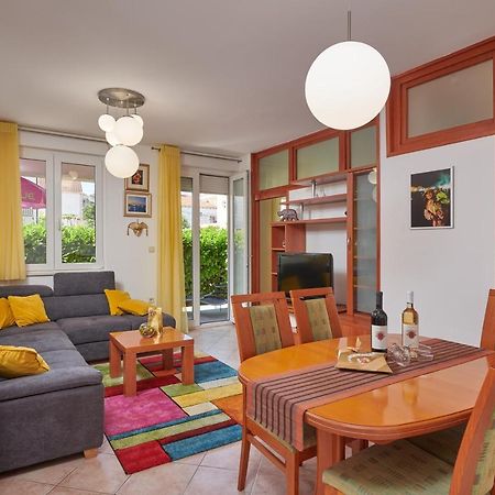 Family Apartment Dubrovnik - Private Jacuzzi Terrace, Private Parking Exteriör bild