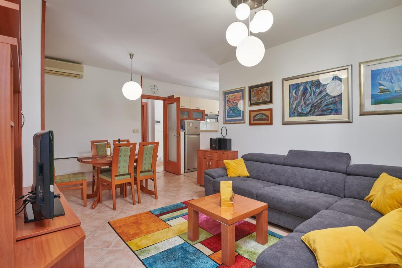 Family Apartment Dubrovnik - Private Jacuzzi Terrace, Private Parking Exteriör bild