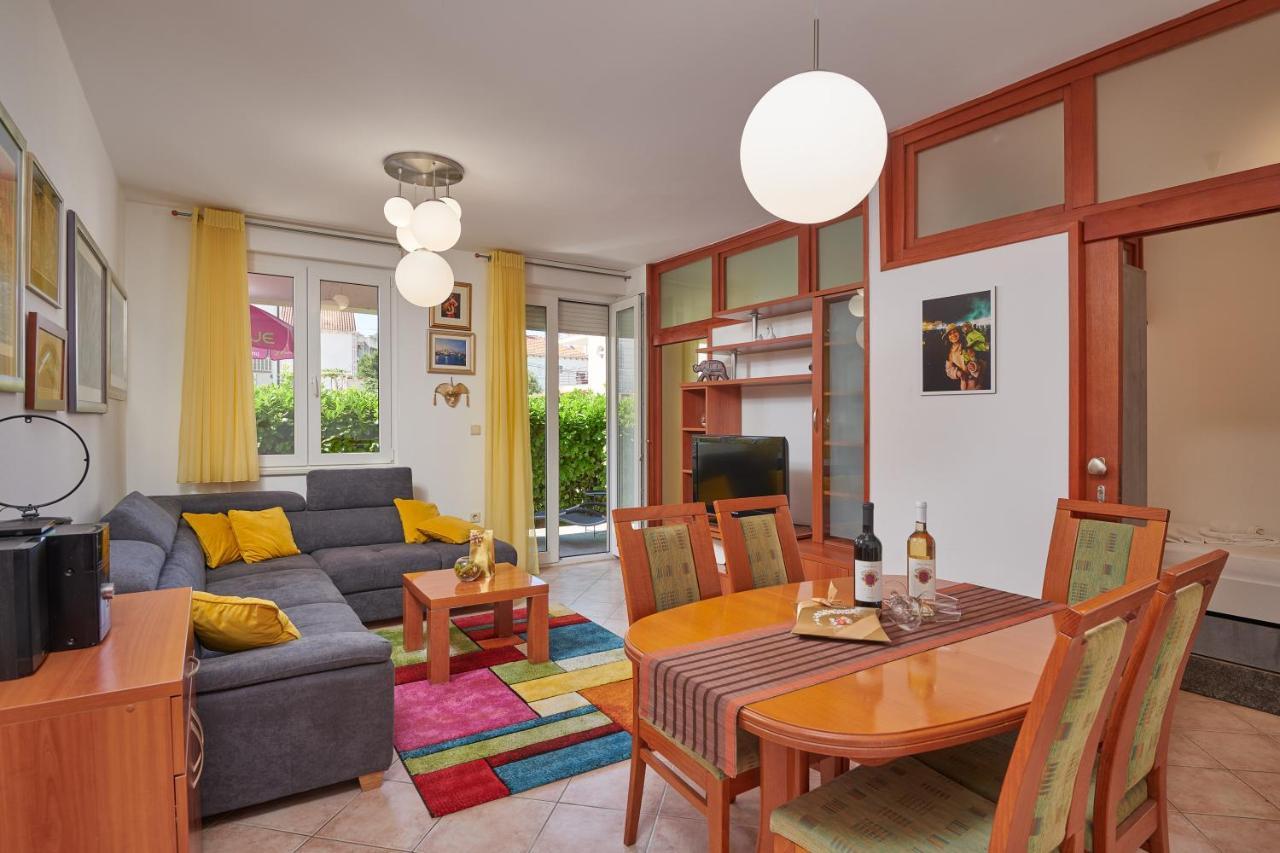 Family Apartment Dubrovnik - Private Jacuzzi Terrace, Private Parking Exteriör bild