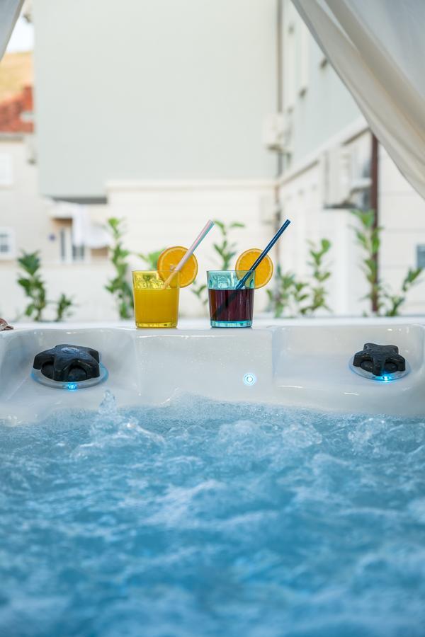 Family Apartment Dubrovnik - Private Jacuzzi Terrace, Private Parking Exteriör bild